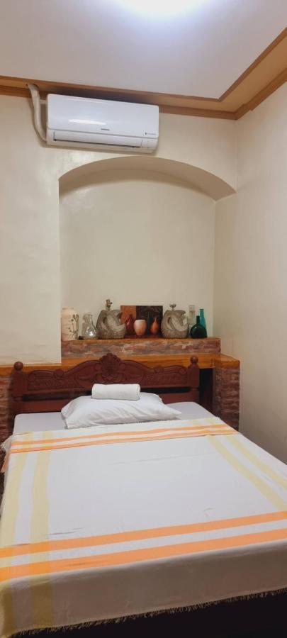 Casa Familya Hotel Batac Buitenkant foto