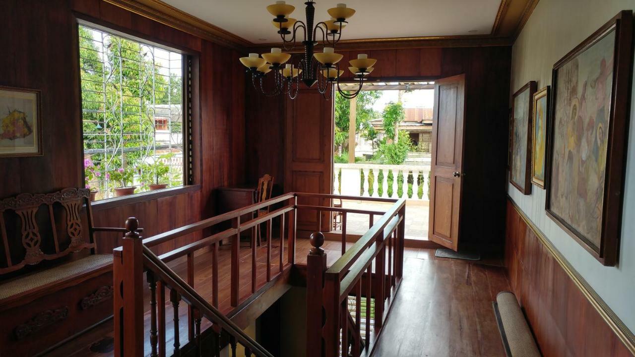 Casa Familya Hotel Batac Buitenkant foto
